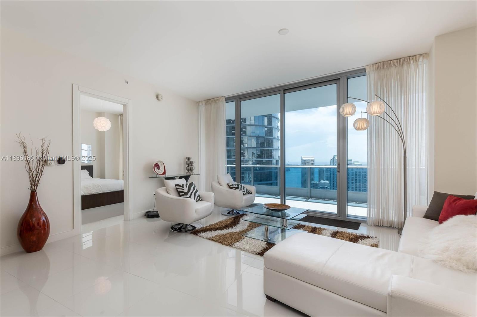 200 Biscayne Blvd Way, Unit 4603 Miami, FL 33131 - Photo 3 of 33