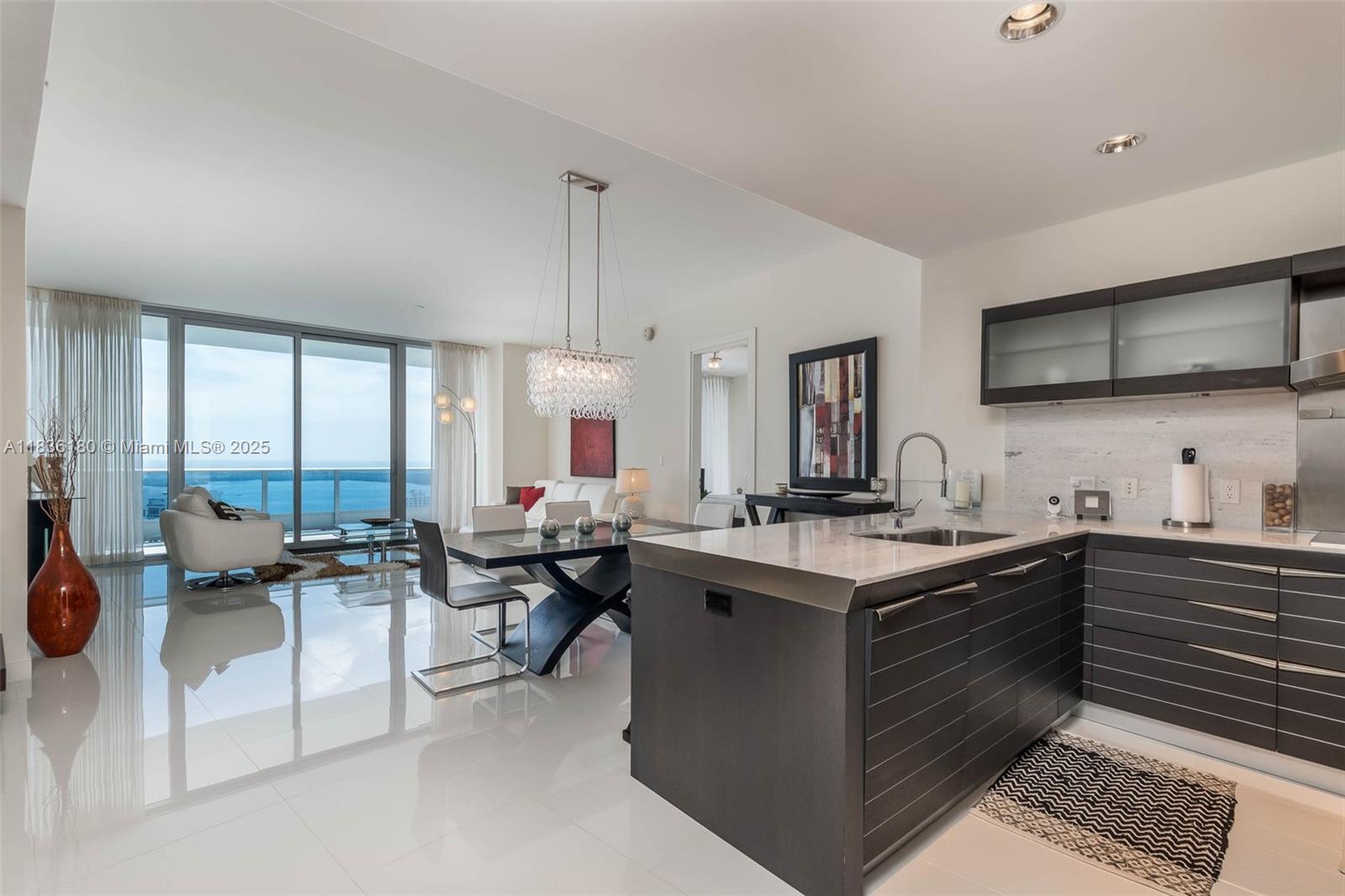 200 Biscayne Blvd Way, Unit 4603 Miami, FL 33131 - Photo 4 of 33