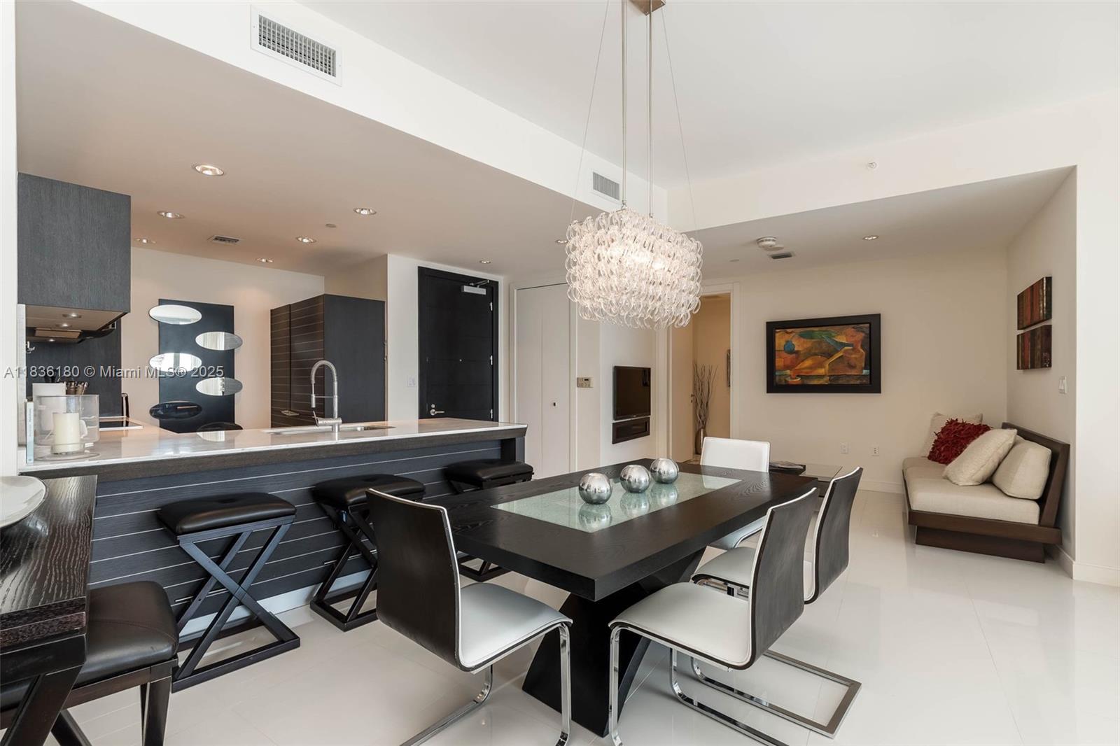 200 Biscayne Blvd Way, Unit 4603 Miami, FL 33131 - Photo 7 of 33