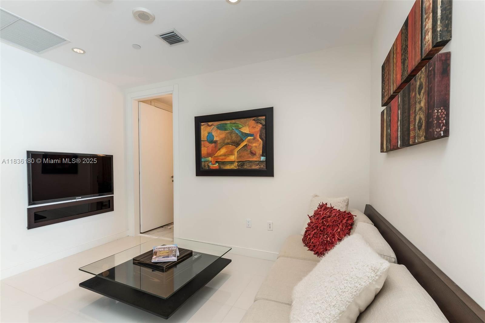 200 Biscayne Blvd Way, Unit 4603 Miami, FL 33131 - Photo 9 of 33