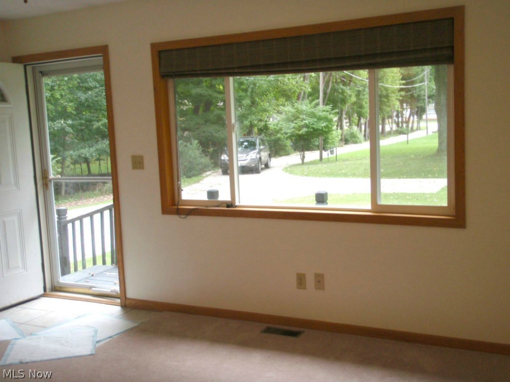 3512 Verner Road Stow, OH 44240 - Photo 3 of 19