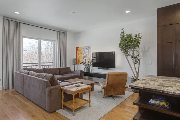 $6,850 | 1206 6th Avenue North, Unit 5, Nashville, TN 37208