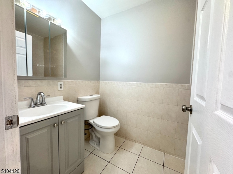 307 Smith Street, Unit 2 Newark, NJ 07106 - Photo 11 of 17