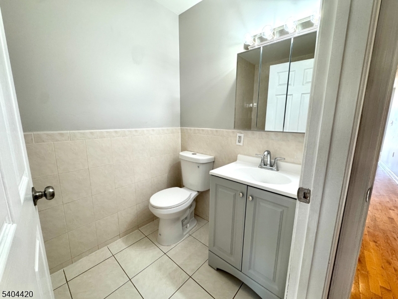 307 Smith Street, Unit 2 Newark, NJ 07106 - Photo 14 of 17