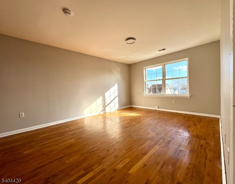 307 Smith Street, Unit 2 Newark, NJ 07106 - Photo 2 of 17