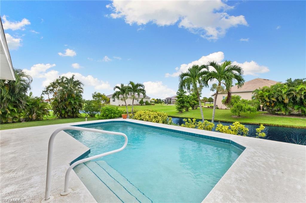 24060 Pyramid Way Punta Gorda, FL 33955 - Photo 31 of 48 View of pool