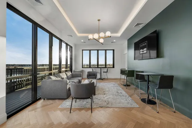 $2,080 | 93 Bennington Street, Unit 605, Revere, MA 02151