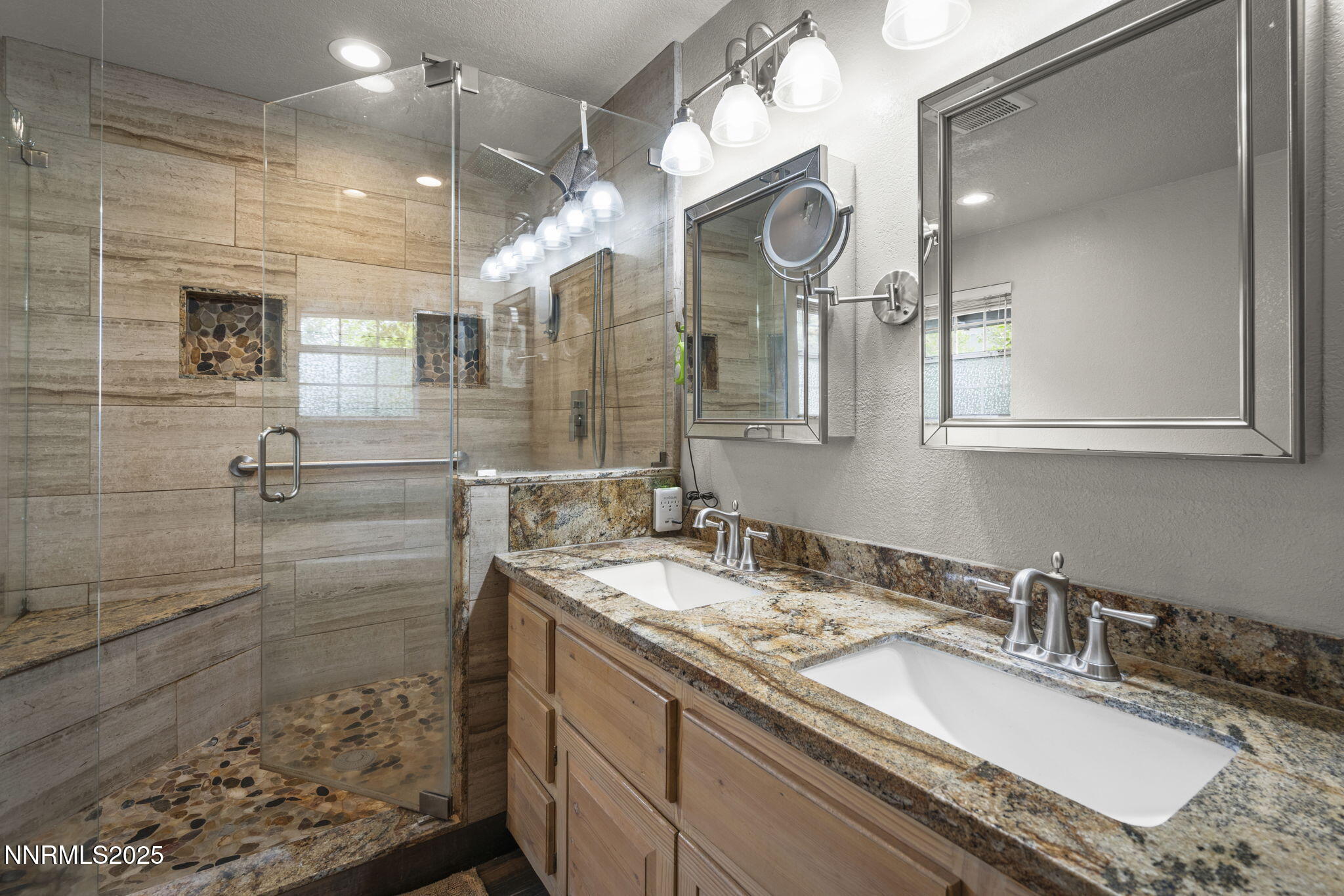 4210 Overland Road Reno, NV 89521 - Photo 16 of 39 16-web-or-mls-_DSC0480
