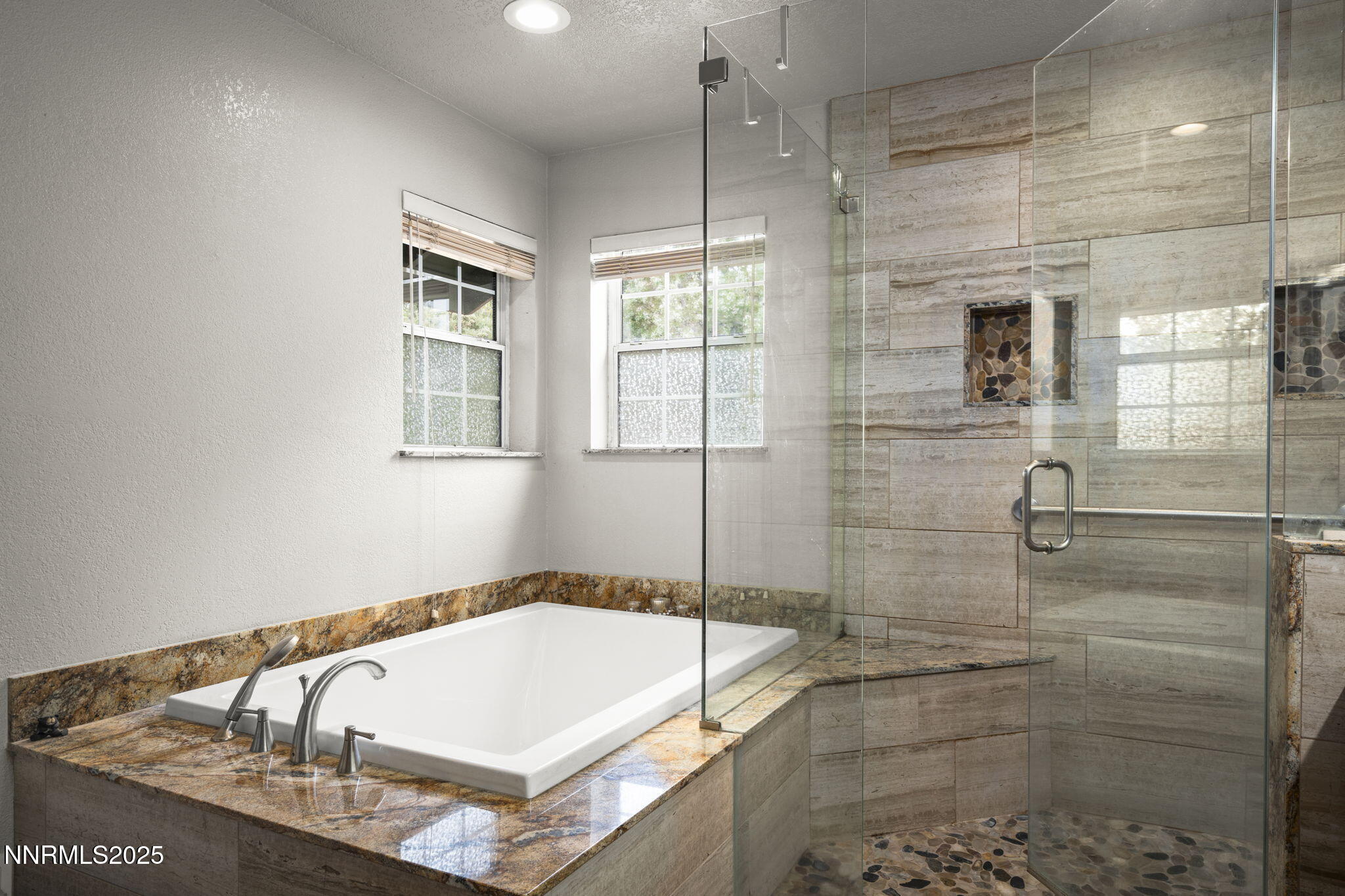 4210 Overland Road Reno, NV 89521 - Photo 17 of 39 17-web-or-mls-_DSC0485