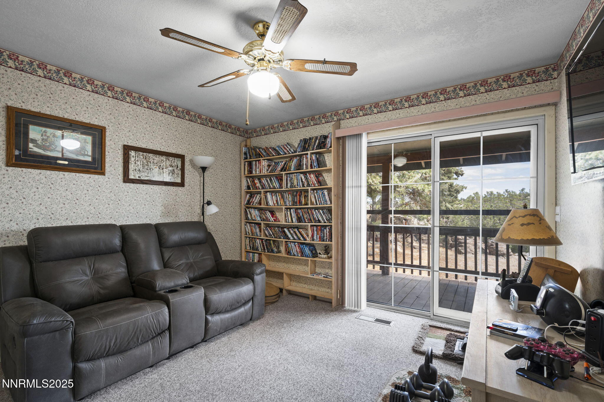 4210 Overland Road Reno, NV 89521 - Photo 19 of 39 19-web-or-mls-_DSC0451