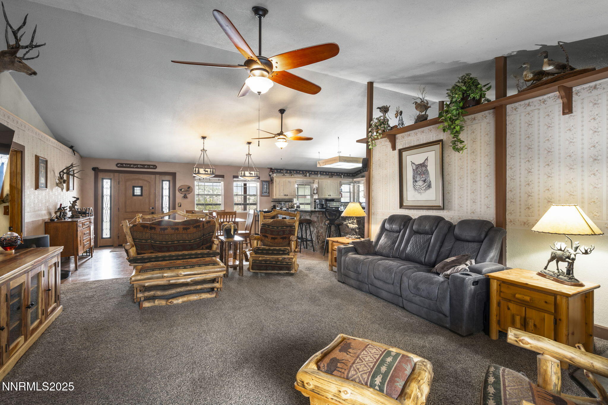 4210 Overland Road Reno, NV 89521 - Photo 7 of 39 7-web-or-mls-_DSC0445