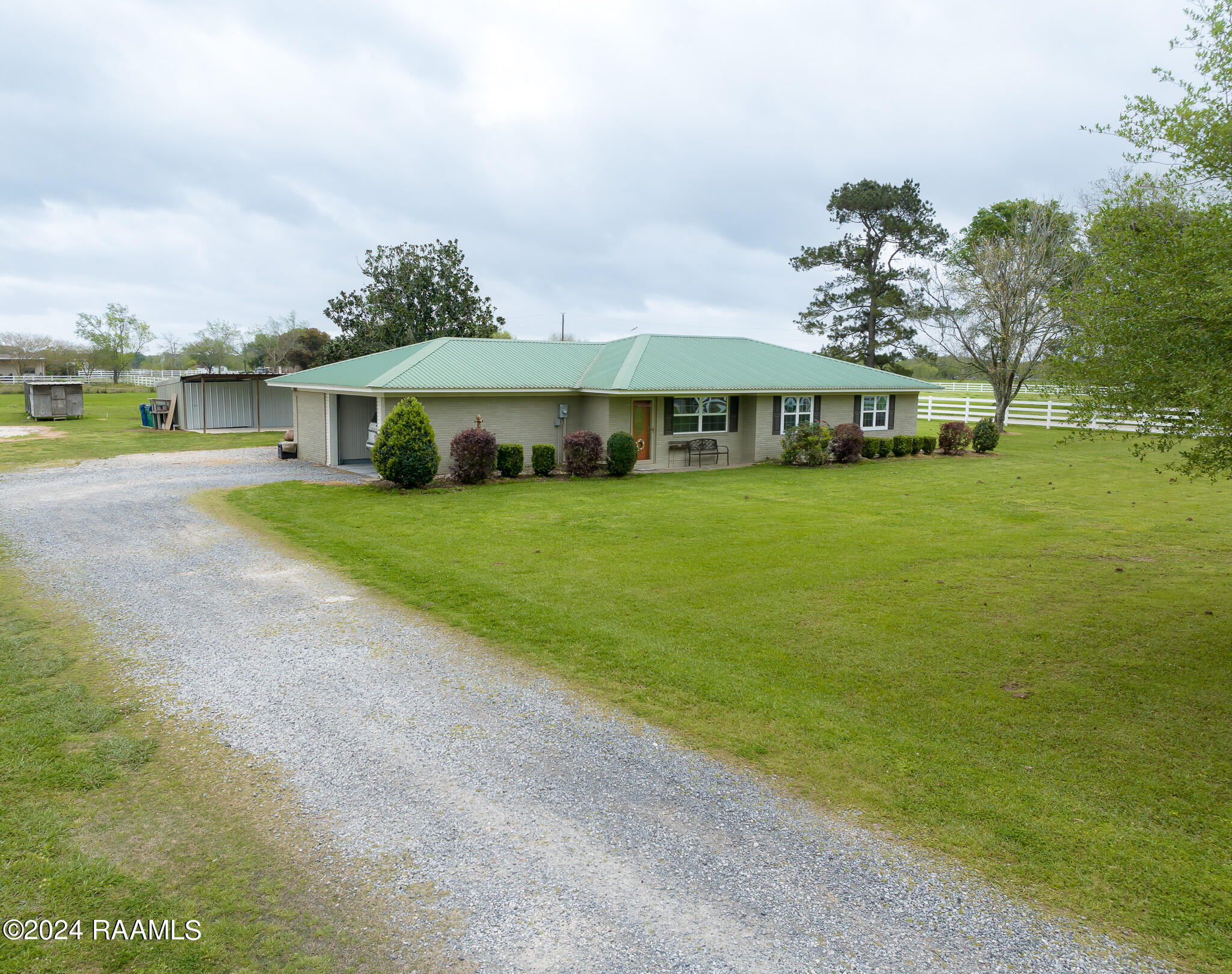 3292 Riverside Road Jennings, LA 70546 - Photo 1 of 32 66F4976A-D880-4340-9D82-1C238EB945BA
