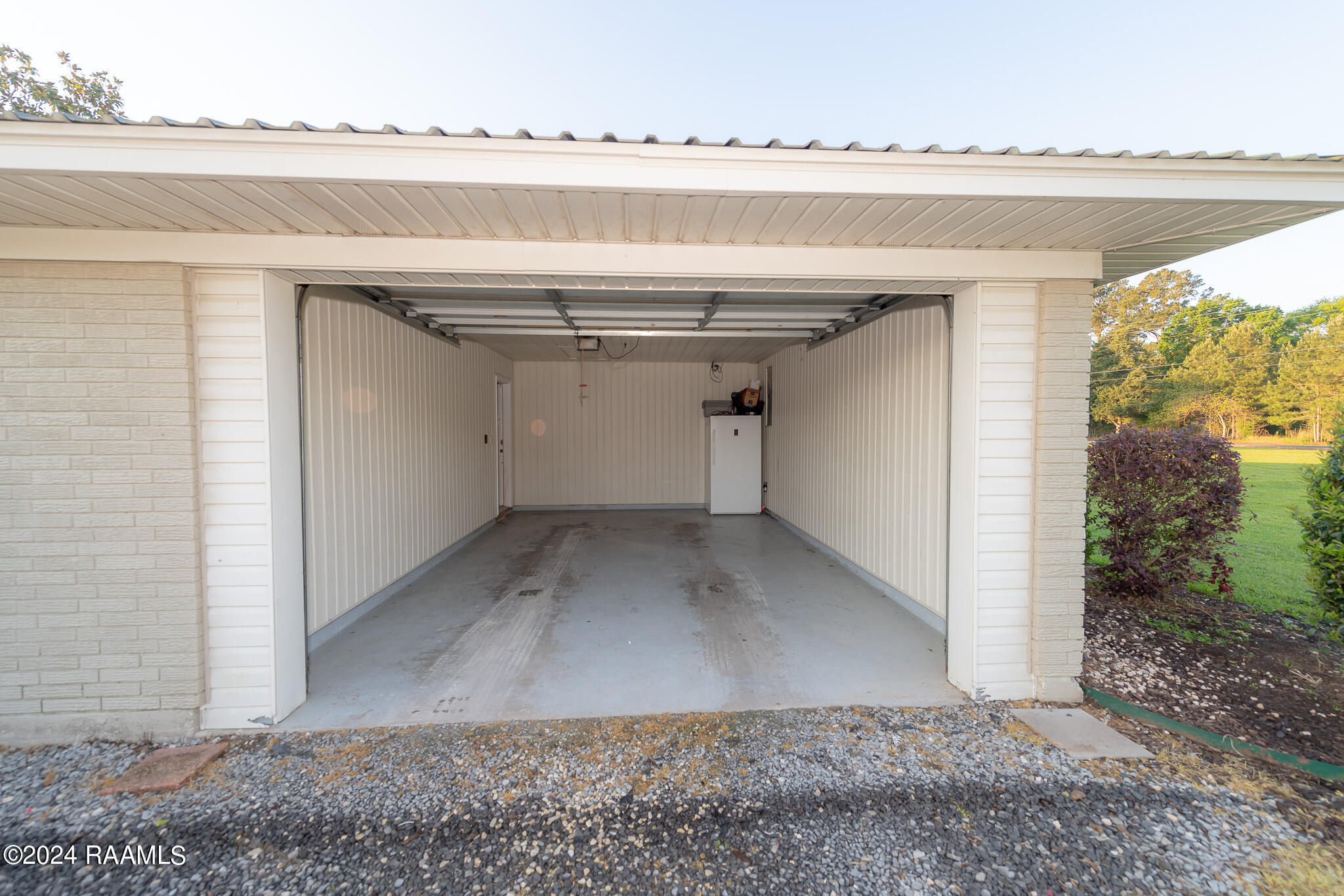 3292 Riverside Road Jennings, LA 70546 - Photo 12 of 32 D64011B4-D843-4385-8F53-07E15E6B752D