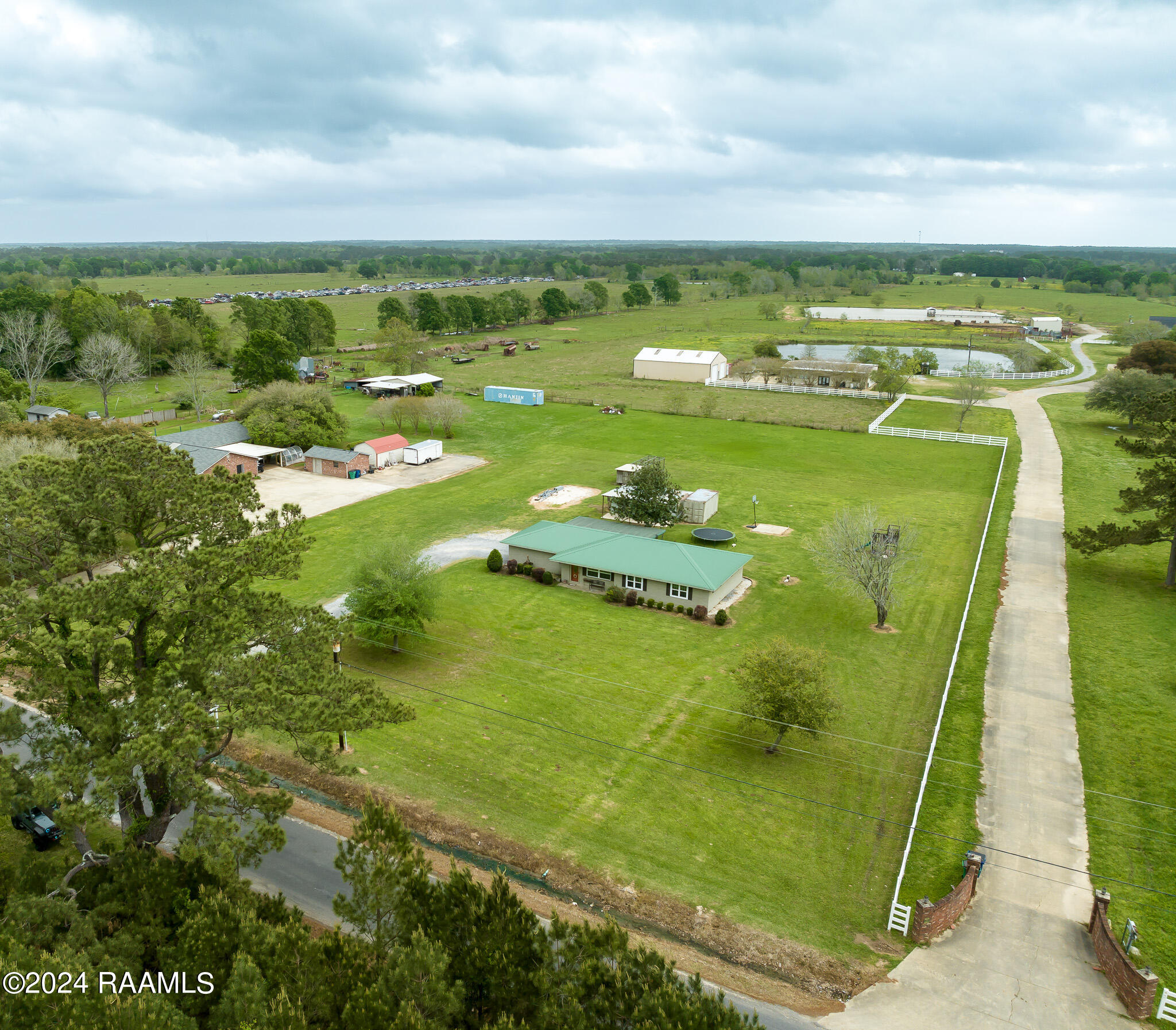 3292 Riverside Road Jennings, LA 70546 - Photo 4 of 32 46CD21D2-8D35-409B-B0C6-5A7AFFC163E1