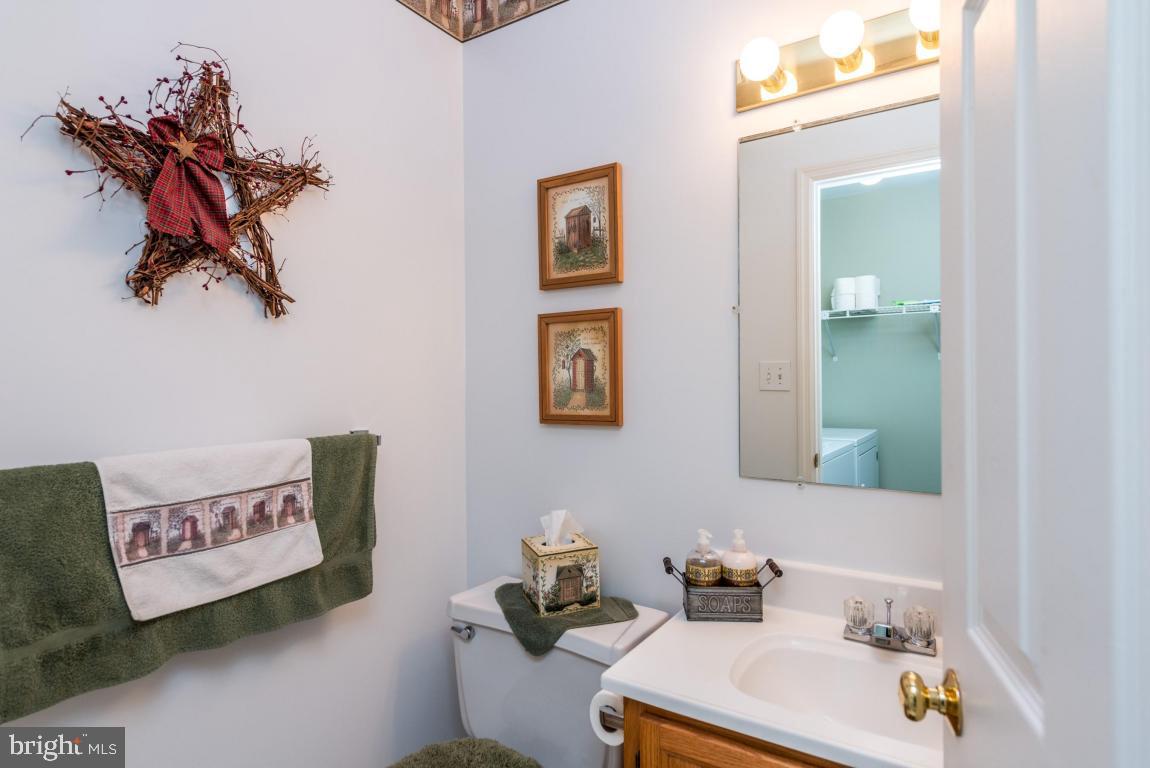 70 Robinhill Drive Lititz, PA 17543 - Photo 12 of 27