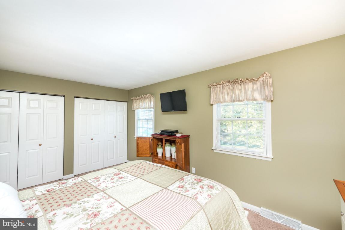 70 Robinhill Drive Lititz, PA 17543 - Photo 20 of 27