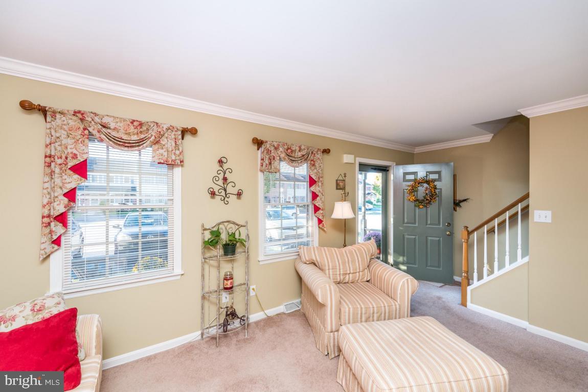 70 Robinhill Drive Lititz, PA 17543 - Photo 4 of 27