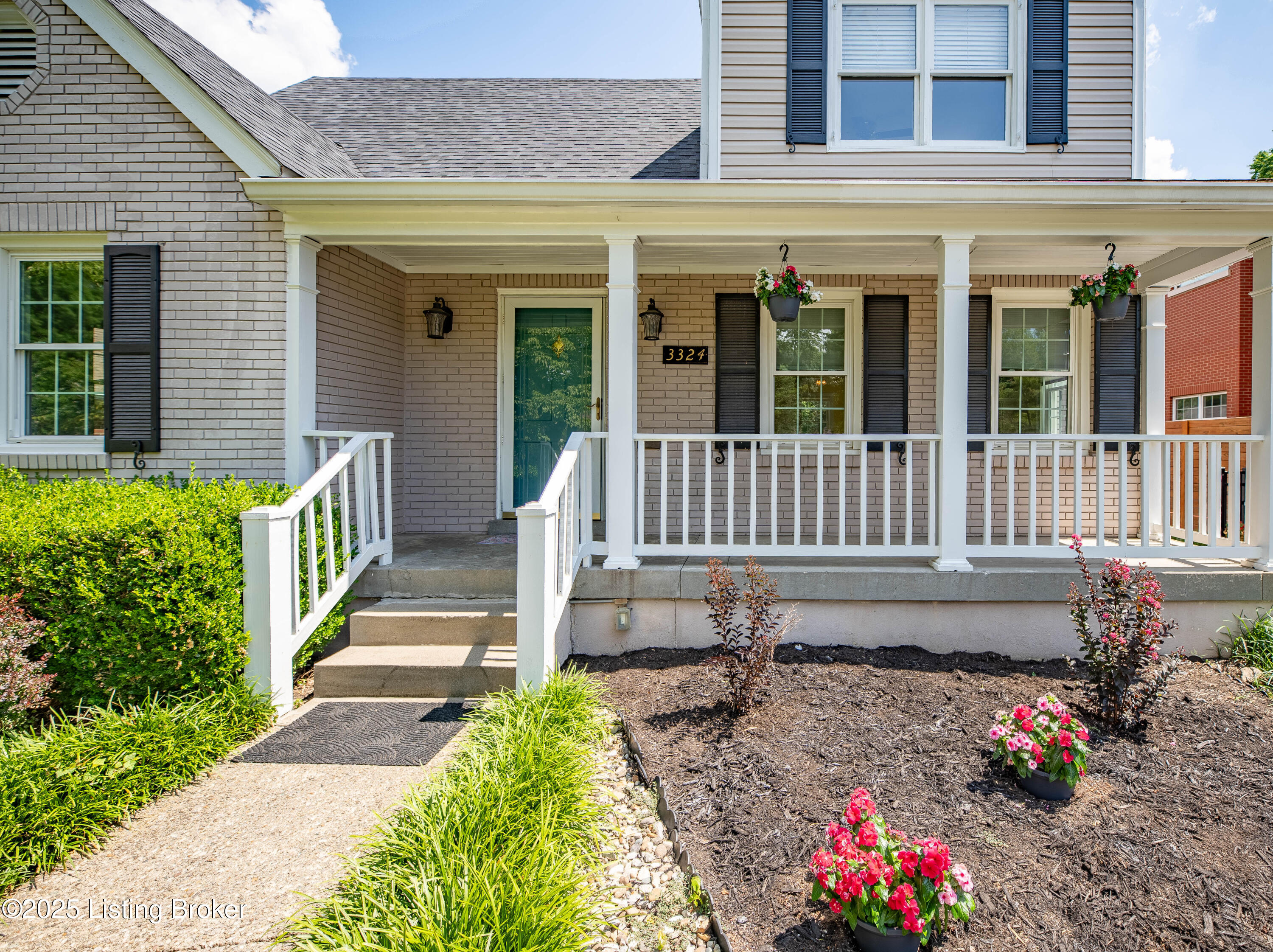 3324 Trinity Road Louisville, KY 40206 - Photo 5 of 56 porch view