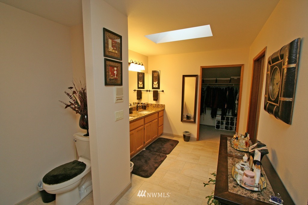 1904 Rhododendron Way Bellingham, WA 98229 - Photo 13 of 25 Gallery Image 13