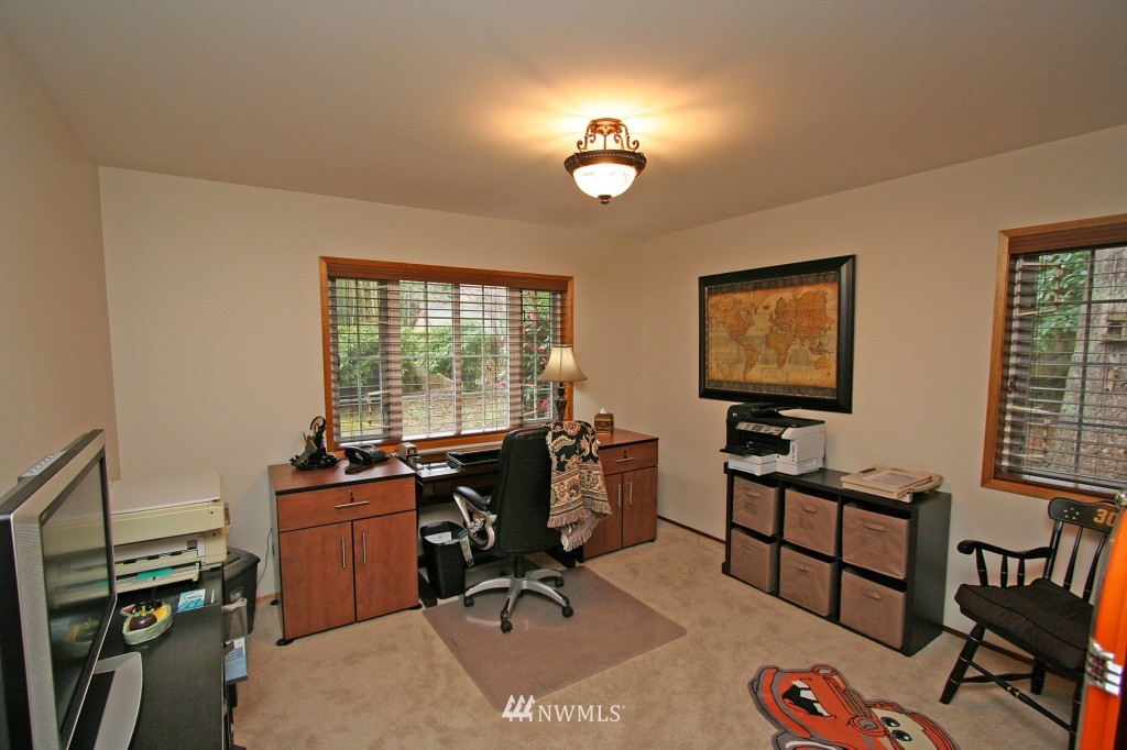 1904 Rhododendron Way Bellingham, WA 98229 - Photo 16 of 25 Gallery Image 16