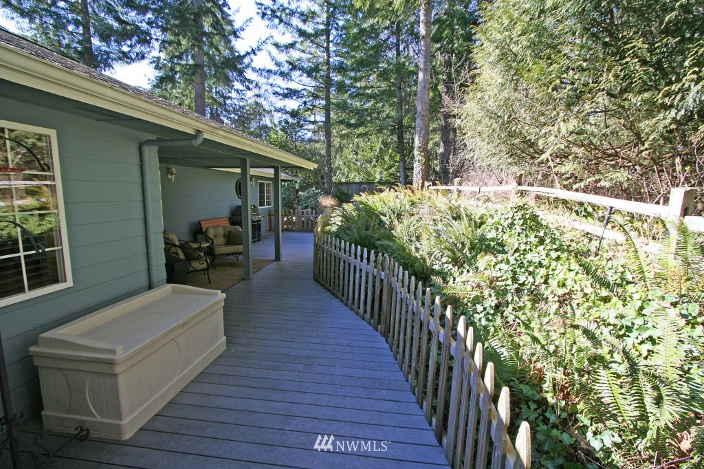 1904 Rhododendron Way Bellingham, WA 98229 - Photo 24 of 25 Gallery Image 24