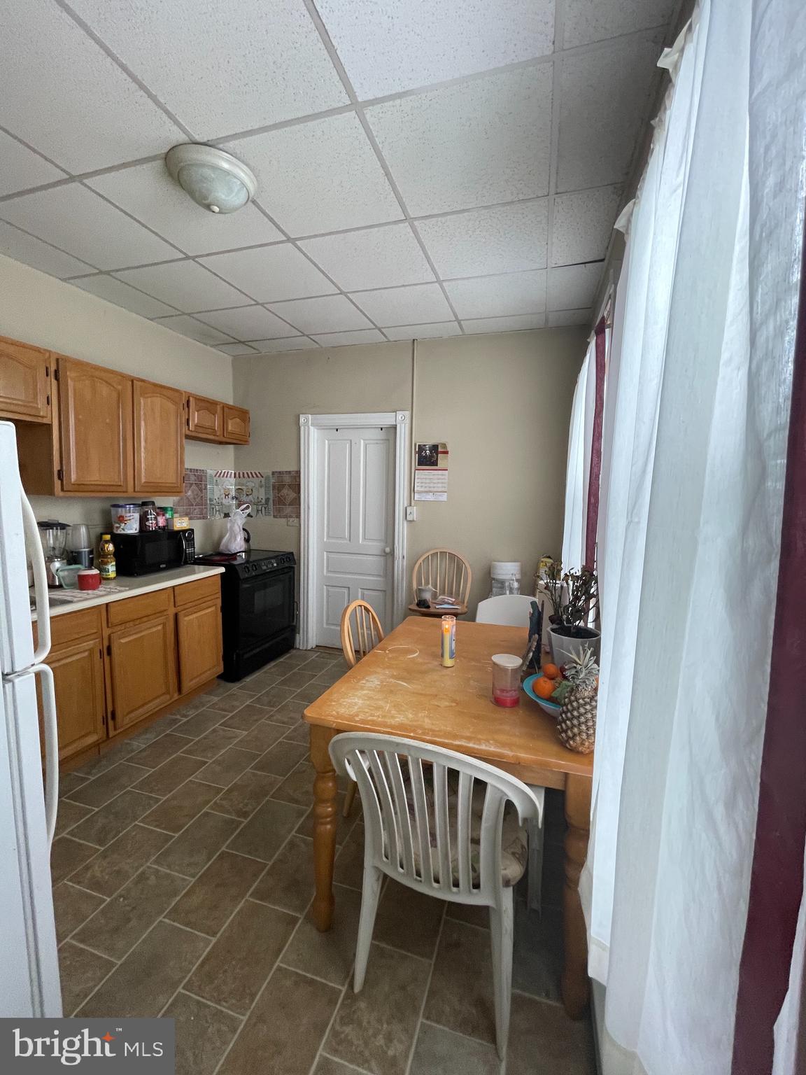 1116 Spring Street Reading, PA 19604 - Photo 10 of 23 Gallery Image 10