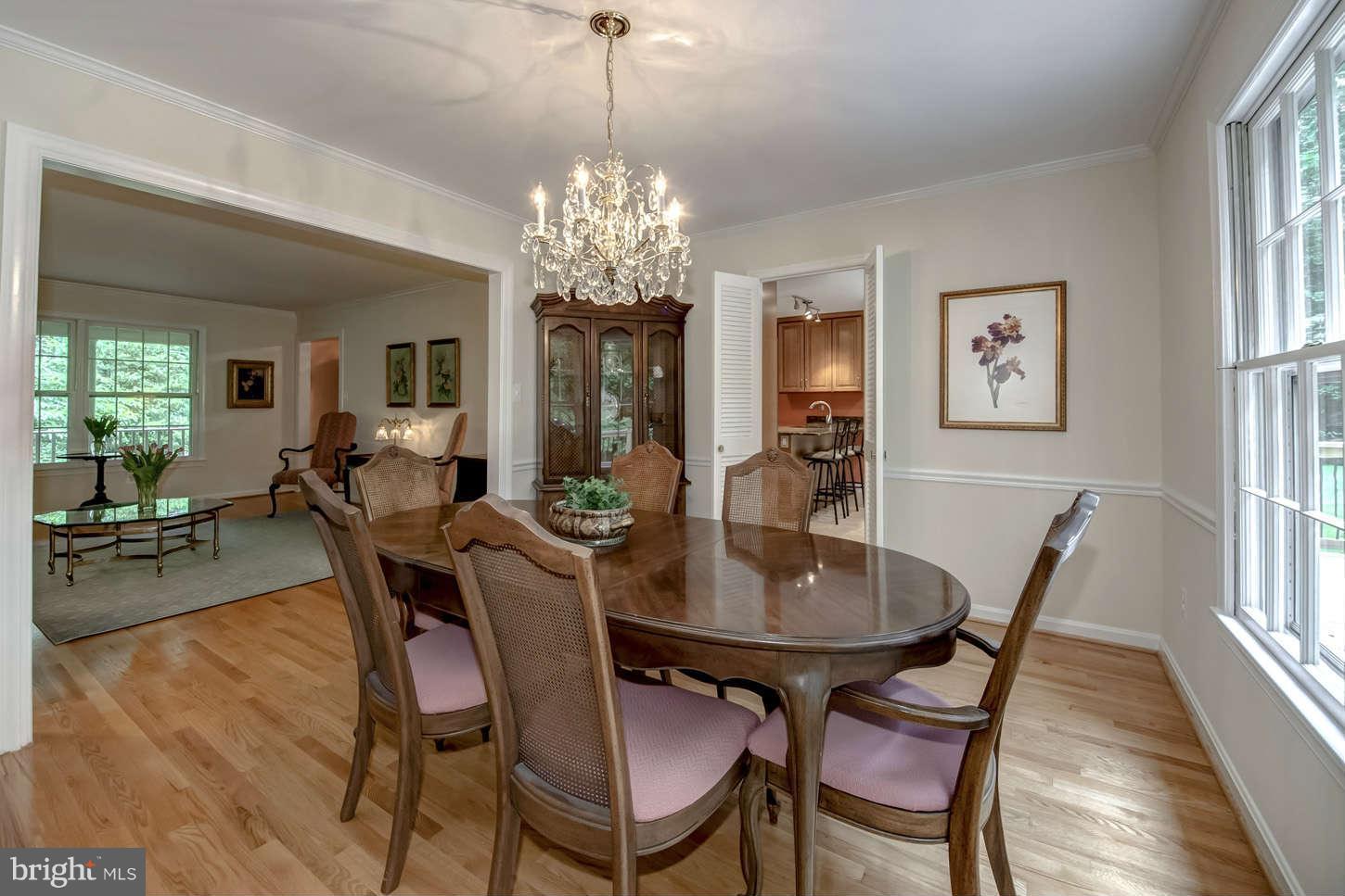 6414 Chapel View Road Fairfax Station, VA 22039 - Photo 14 of 26 Dining Room