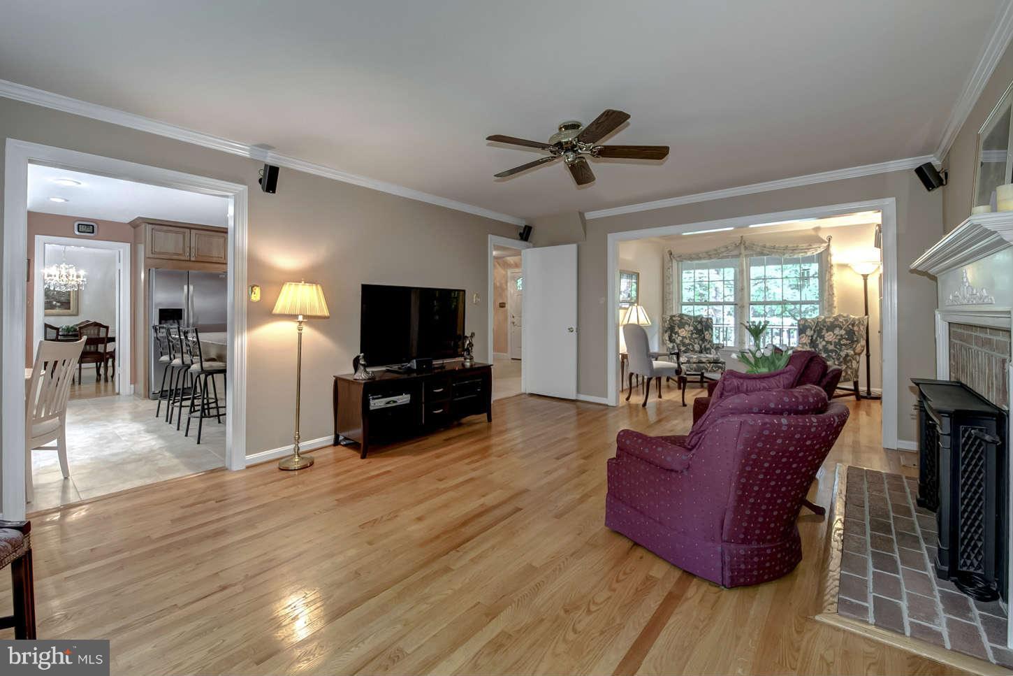 6414 Chapel View Road Fairfax Station, VA 22039 - Photo 18 of 26 Family Room