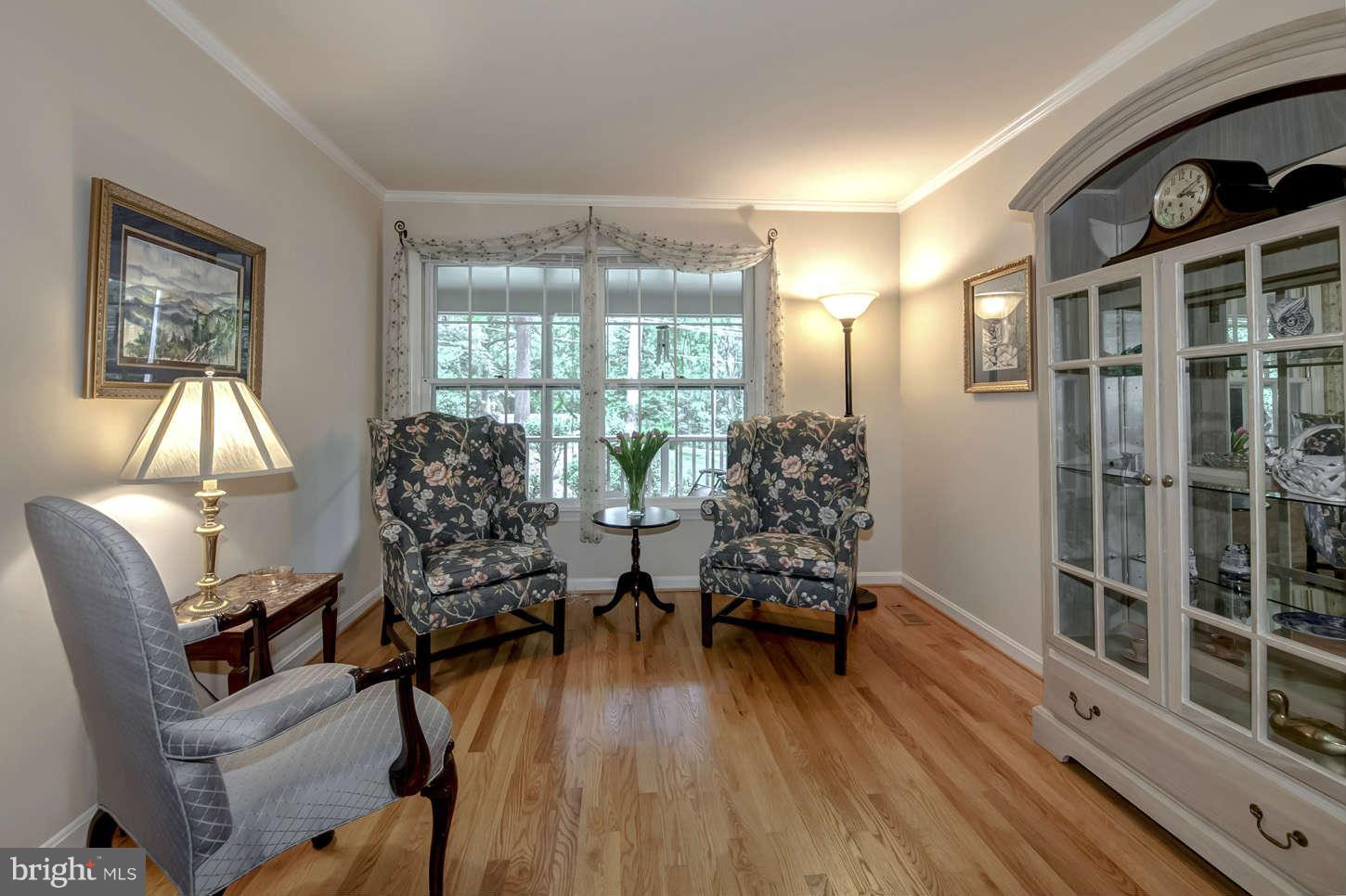 6414 Chapel View Road Fairfax Station, VA 22039 - Photo 20 of 26 Sitting Room/Den