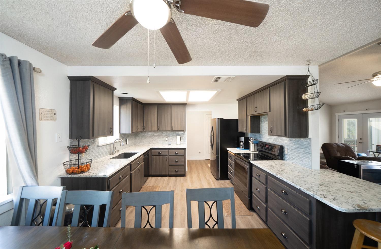 17400 Benecia Road Madera, CA 93636 - Photo 4 of 18 Gallery Image 4