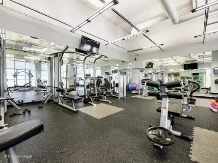 $247,500 | 655 West Irving Park Road, Unit 3315, Chicago, IL 60613