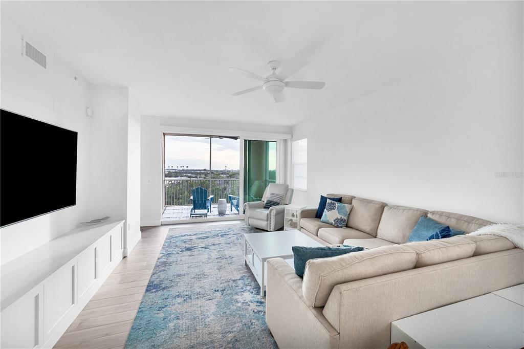 13113 Gasparilla Road, Unit 405 Placida, FL 33946 - Photo 10 of 32