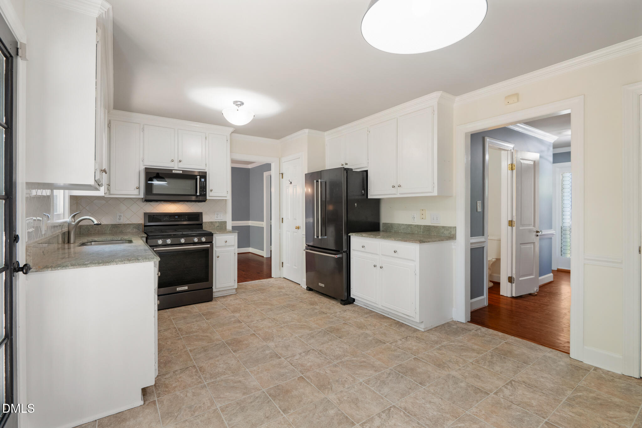 4712 Forest Highland Drive Raleigh, NC 27604 - Photo 14 of 53