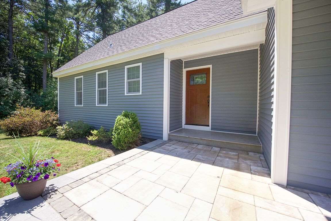 215 Wash Pond Road Hampstead, NH 03841 - Photo 24 of 34