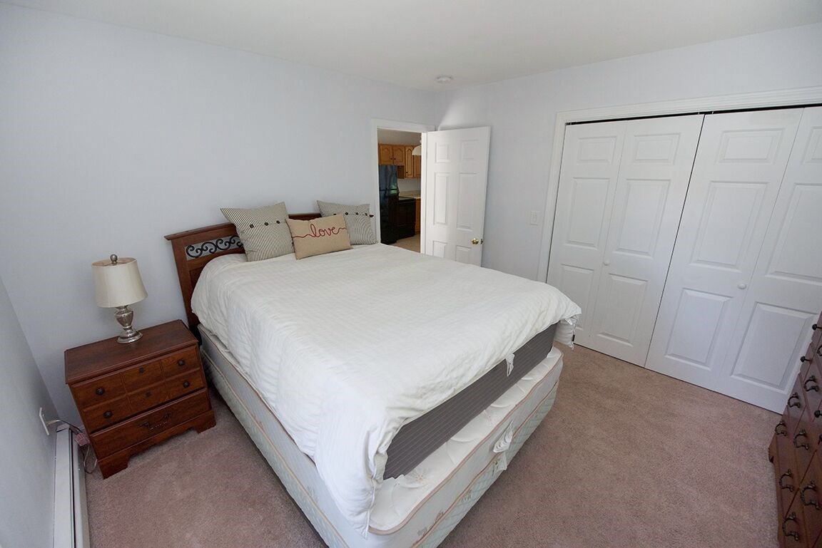 215 Wash Pond Road Hampstead, NH 03841 - Photo 29 of 34