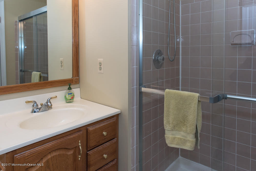 189 Brandon Road Manchester Township, NJ 08759 - Photo 18 of 41 Master Bath
