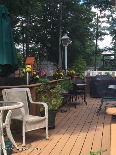 189 Brandon Road Manchester Township, NJ 08759 - Photo 28 of 41 Back Deck