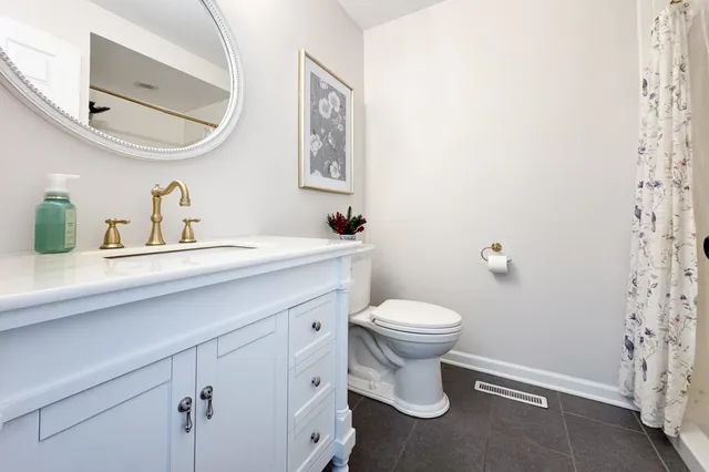 $384,900 | 3244 Be-Ver Kreek Lane, Belvidere, IL 61008