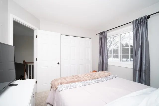 $384,900 | 3244 Be-Ver Kreek Lane, Belvidere, IL 61008