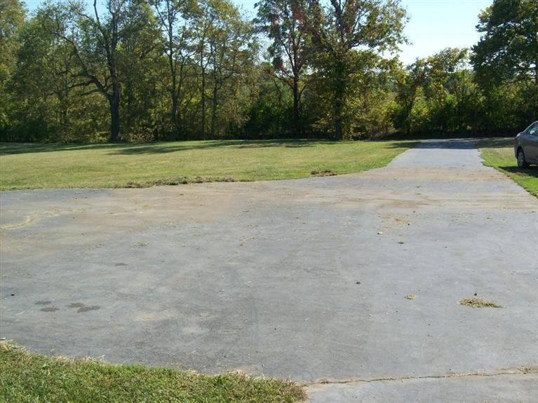 2070 Peacock Road Paris, KY 40361 - Photo 20 of 23 Photo 21
