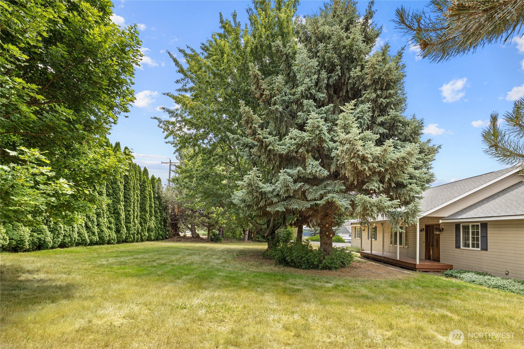 611 East Kyllo Road Ellensburg, WA 98926 - Photo 10 of 39