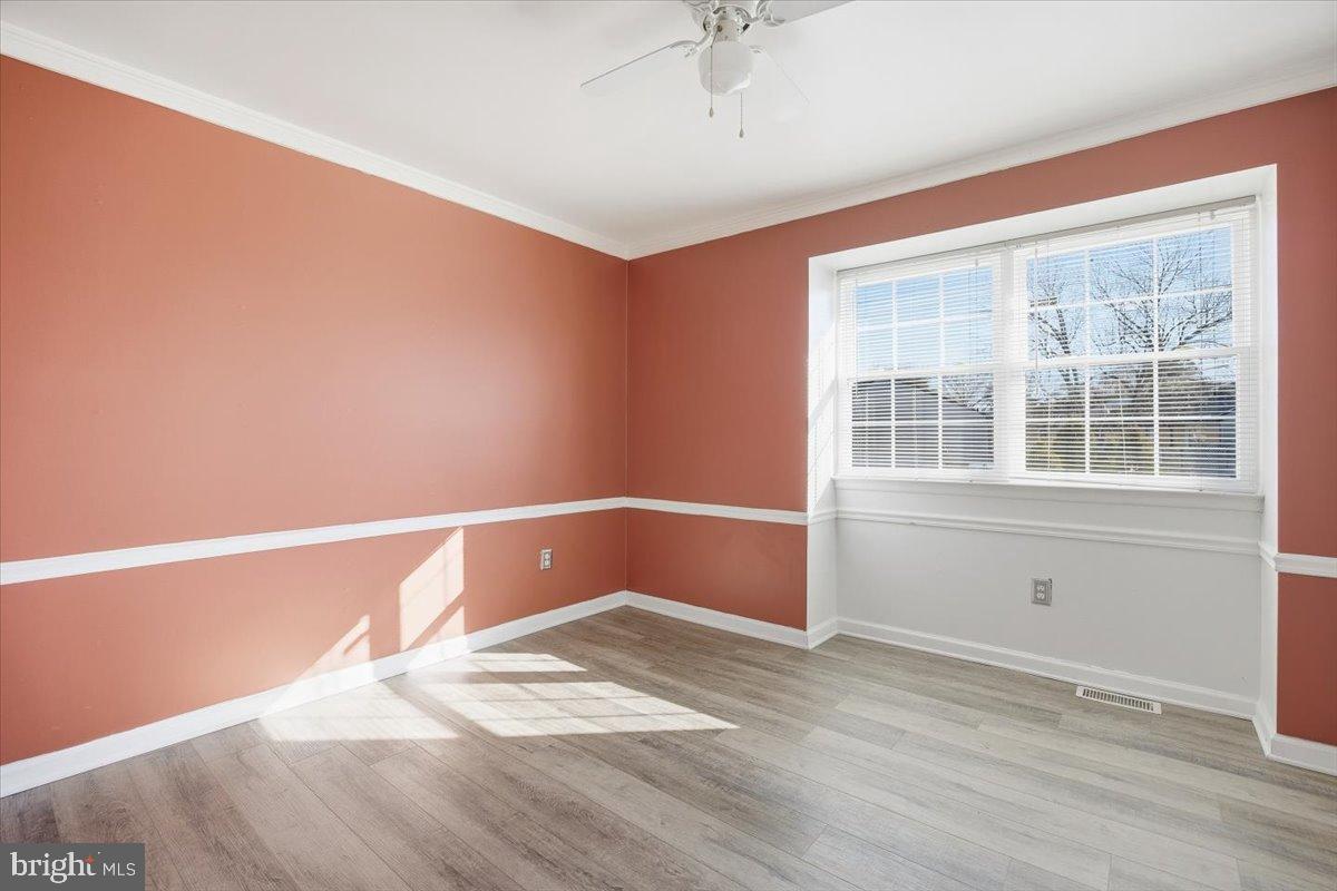 86 Via Cascata Drive Clementon, NJ 08021 - Photo 21 of 27 Bright and inviting room with warm hues.