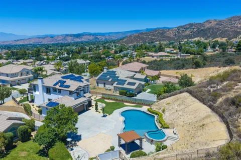 $1,075,000 | 13435 Canyon Crest Road, Yucaipa, CA 92399