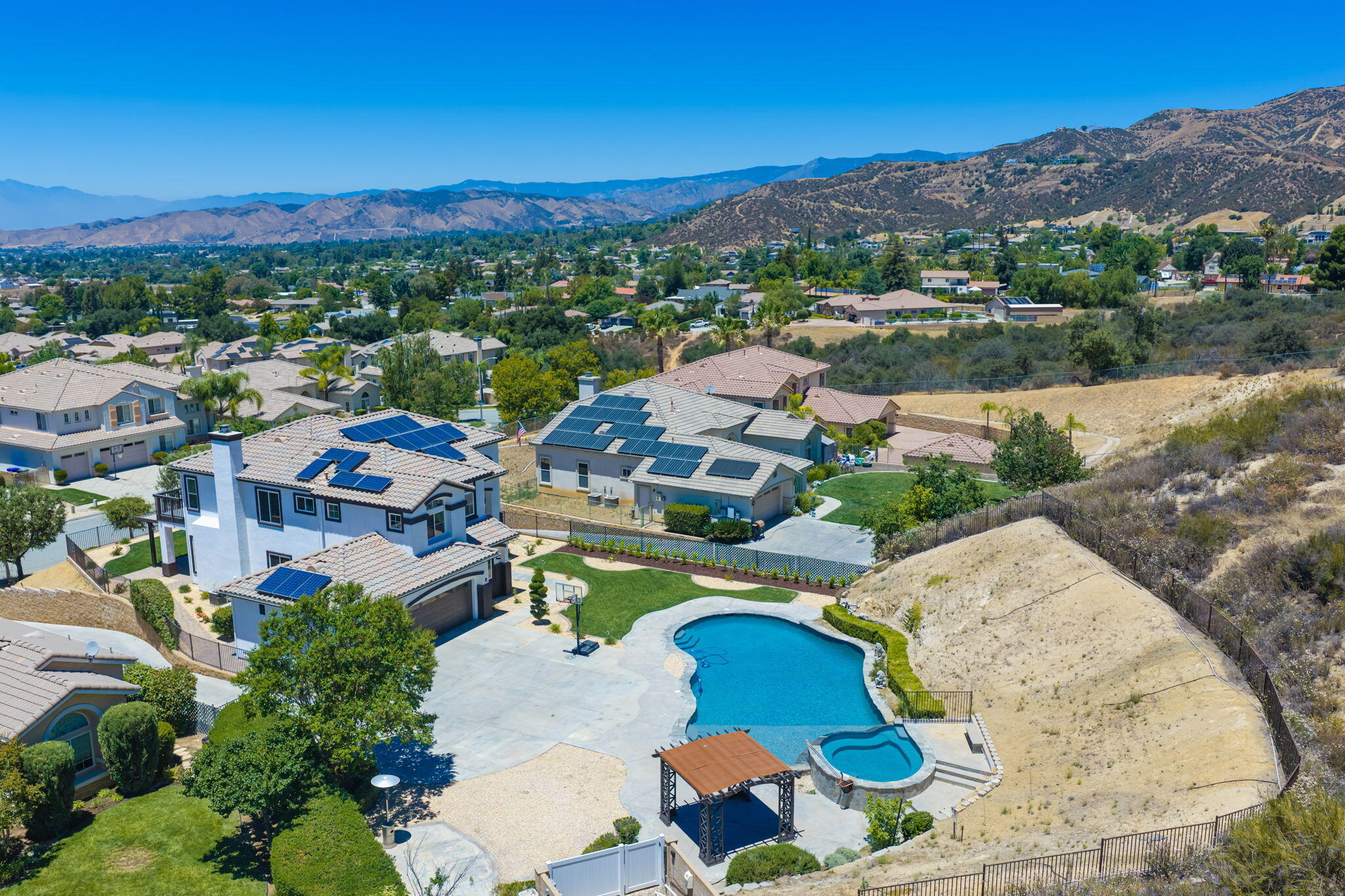 13435 Canyon Crest Road Yucaipa, CA 92399 - Photo 12 of 70 11-web-or-mls-GS_CanyonCrest_Miller_0726