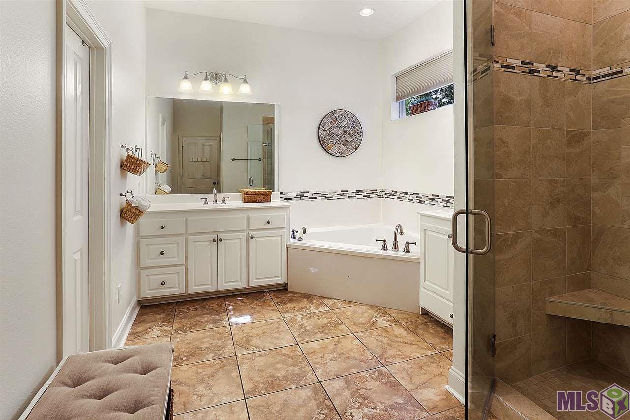 2004 Lac Cache Court Baton Rouge, LA 70816 - Photo 15 of 24 Gallery Image 15