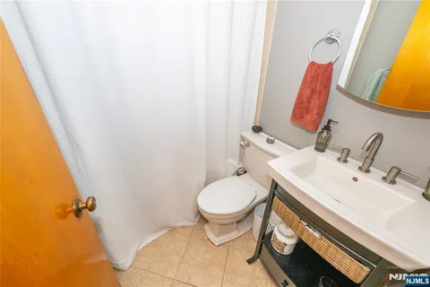 $549,900 | 65 Westminster Place, Saddle Brook, NJ 07663