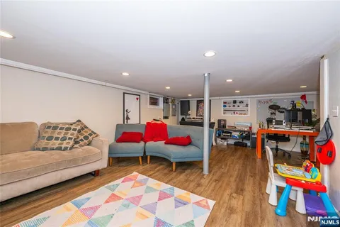 $549,900 | 65 Westminster Place, Saddle Brook, NJ 07663