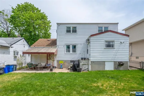 $549,900 | 65 Westminster Place, Saddle Brook, NJ 07663