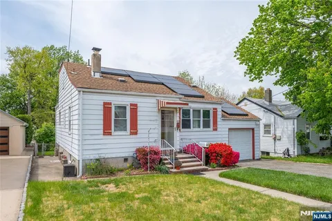 $549,900 | 65 Westminster Place, Saddle Brook, NJ 07663