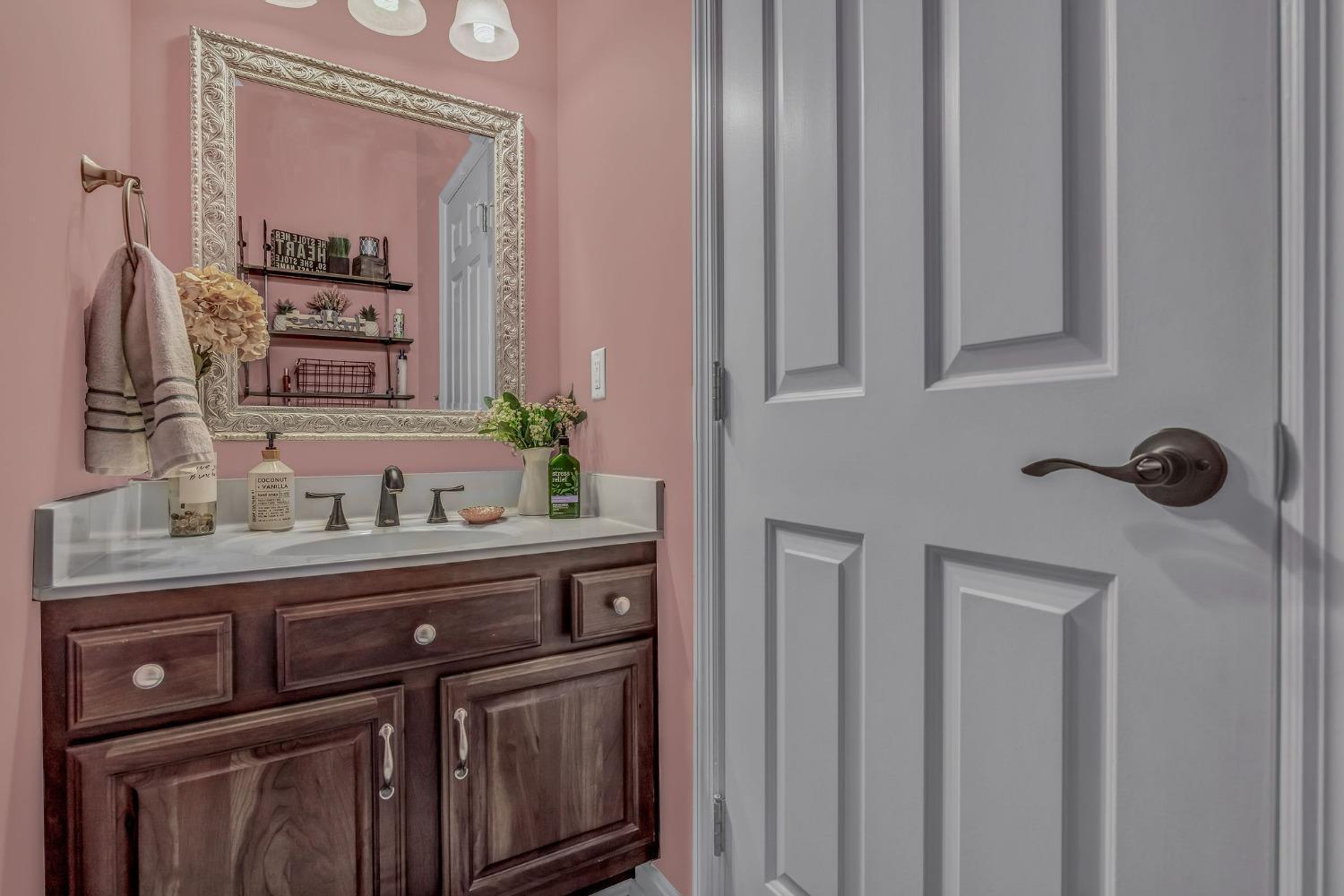 5774 Sidney Road Cincinnati, OH 45233 - Photo 21 of 50